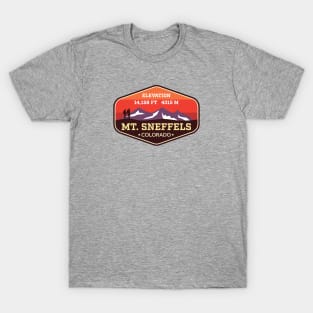 Mount Sneffels Colorado - 14ers Mountain Climbing Badge T-Shirt